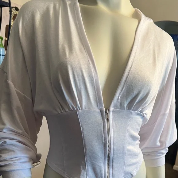 Urban Outfitters White Zip-Up Crop Top - Picture 3 of 4